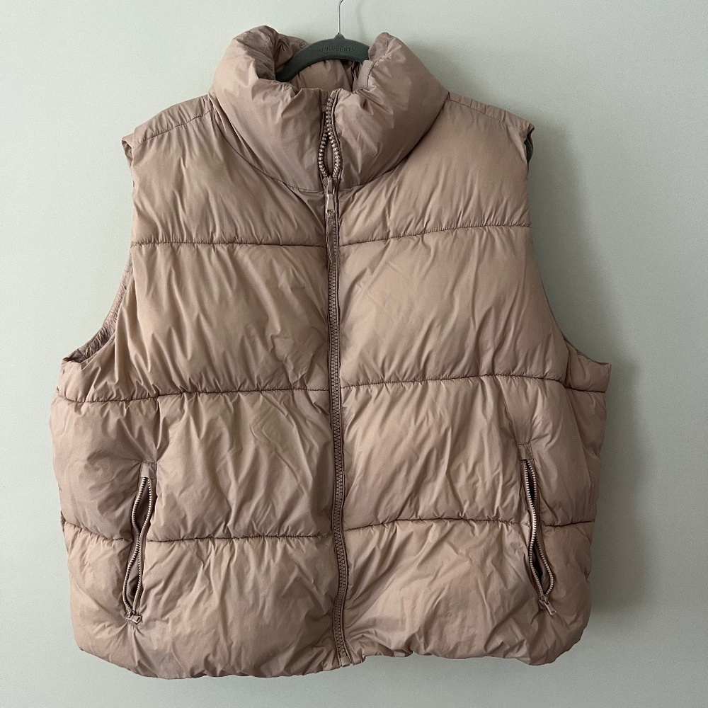 Mauve Water Resistant Puffer Vest
